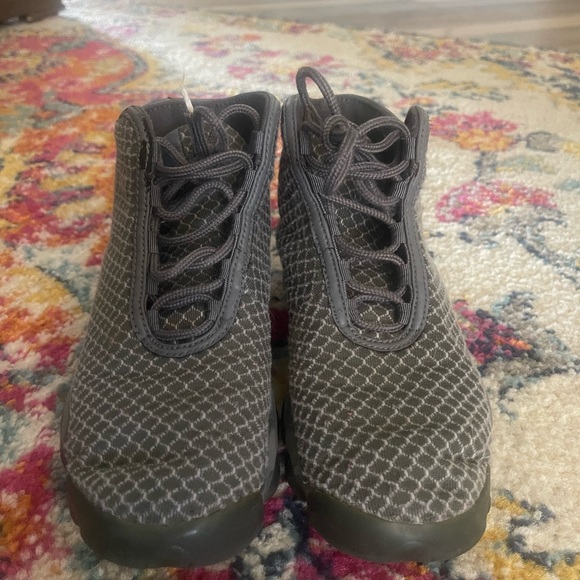 Jordan Horizon “Wolf Grey” - Picture 2 of 5